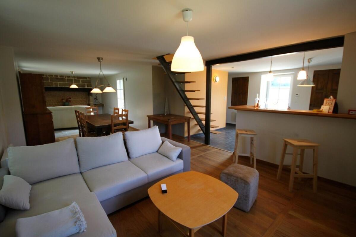 Maison De Vacances A Lissac-Sur-Couze Экстерьер фото